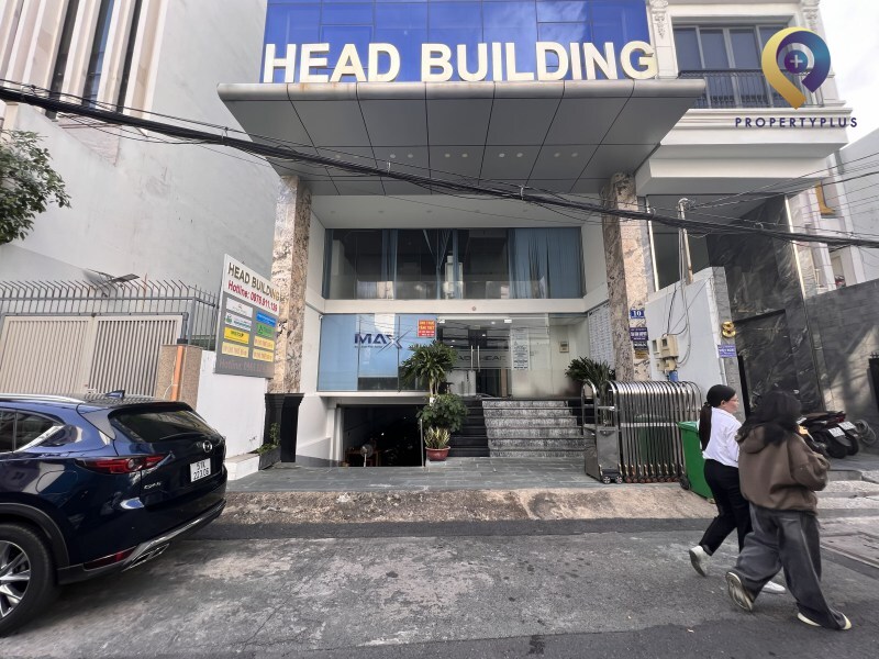 Head Building